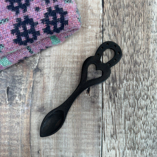 Horseshoe Lovespoon, Small - Dark Tone