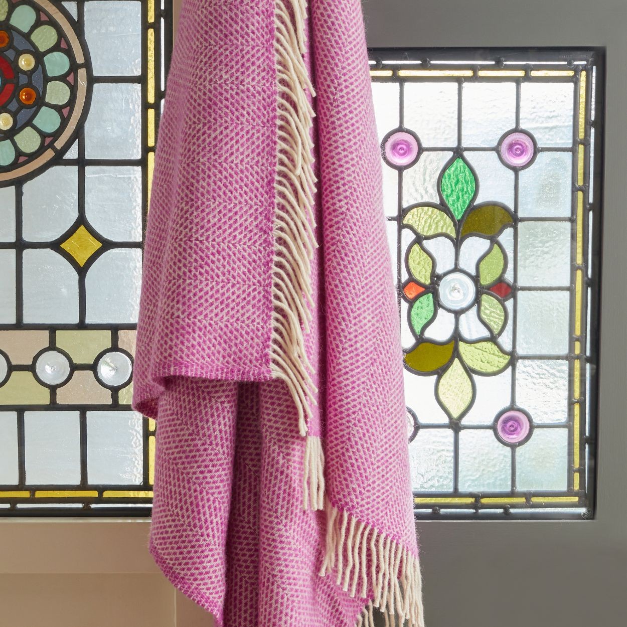 Beehive Rosa Throw By Tweedmill
