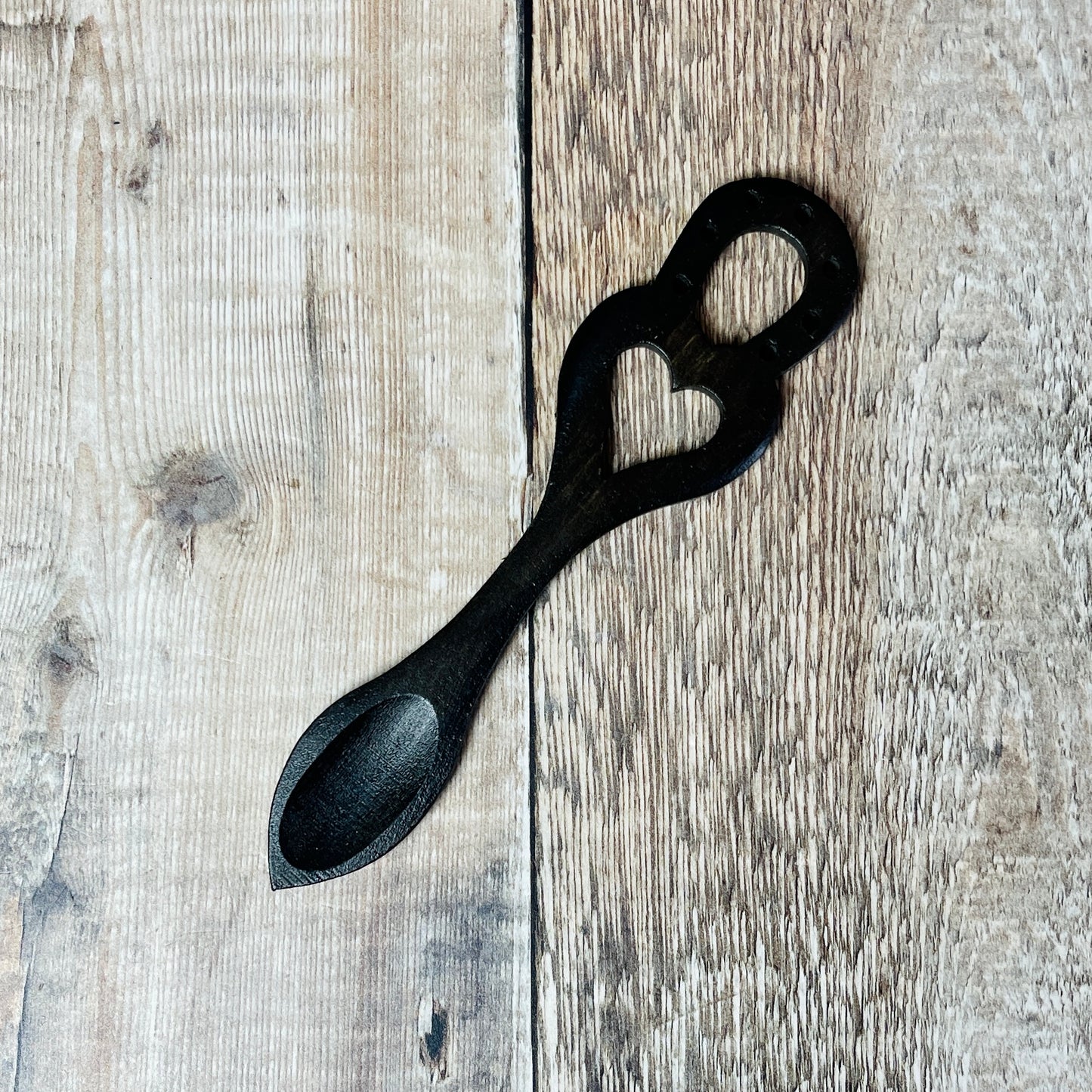 Horseshoe Lovespoon, Small - Dark Tone