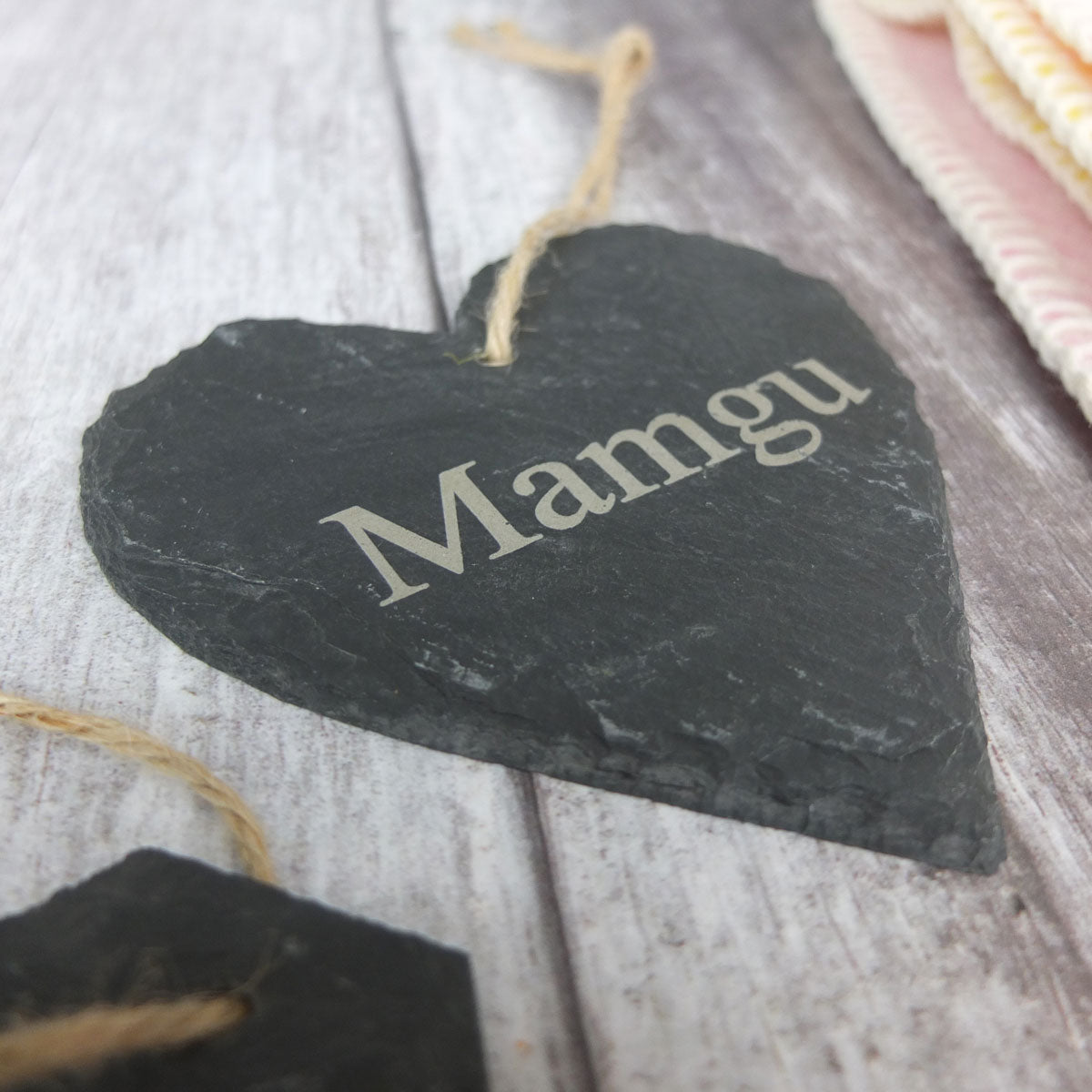 Medium Mamgu Slate Heart Hanger