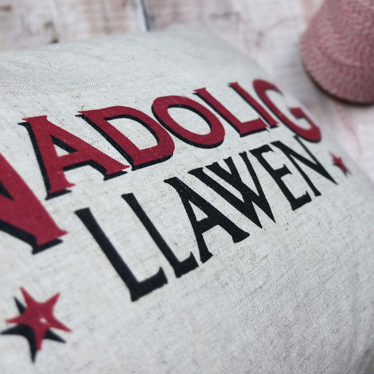 Nadolig Llawen Cushion