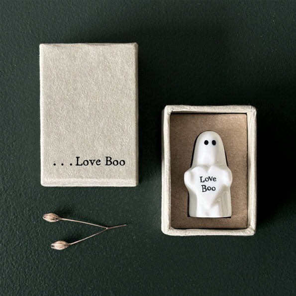 Standing Ghost 'Love Boo'