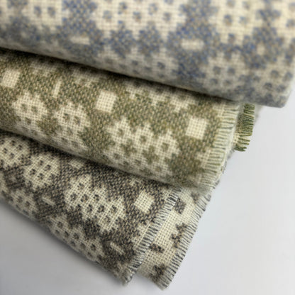 Chives Tapestry Throw By Rock Mill