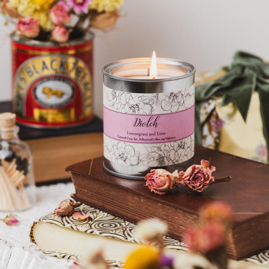 Tin Diolch Candle