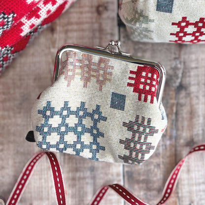 Cream Tapestry Purse
