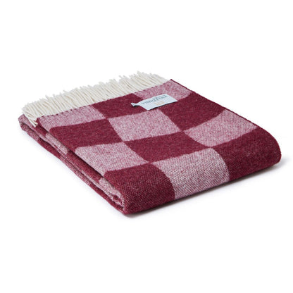 Chilli Bijou Throw By Tweedmill