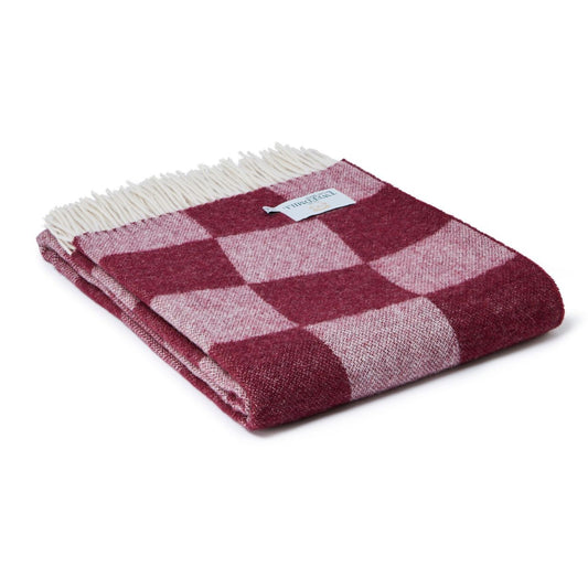 Chilli Bijou Throw By Tweedmill