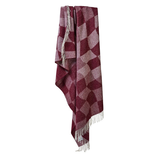 Chilli Bijou Throw By Tweedmill