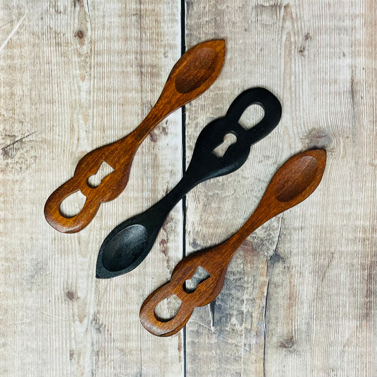 Long Lock Lovespoon, Small - Medium Tone