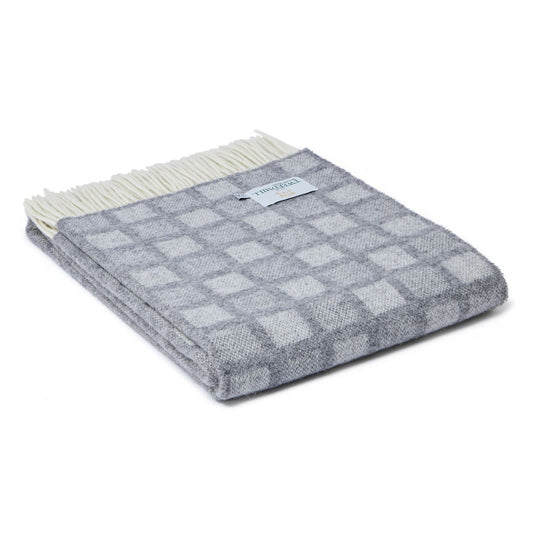 Dove Manhattan Throw By Tweedill