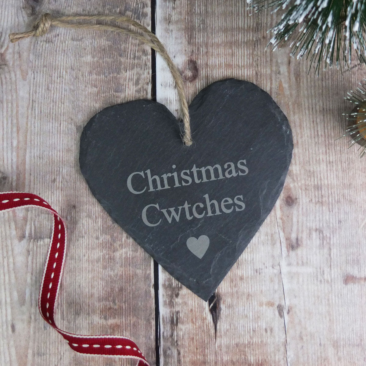 Christmas Cwtch Heart Slate Hanging Decoration