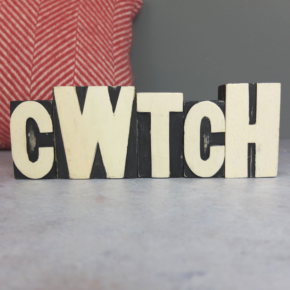 Cwtch Letter Block