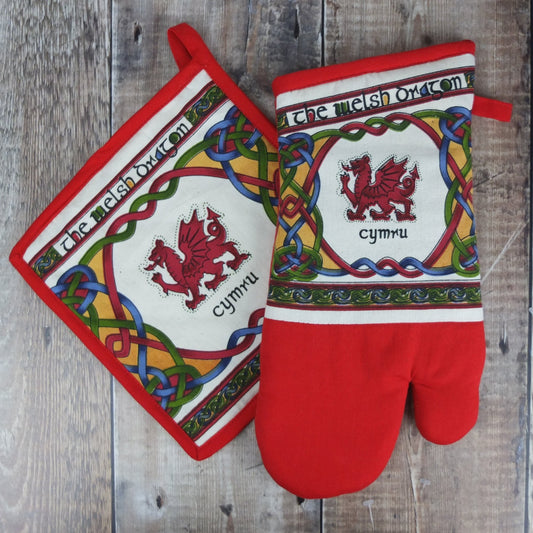 Welsh Weave Oven Glove Set