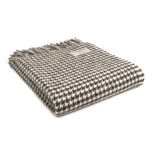 Charcoal Houndstooth Welsh Blanket by Tweedmill