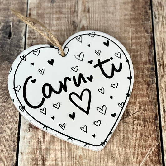 Black and White Caru Ti Heart Hanger
