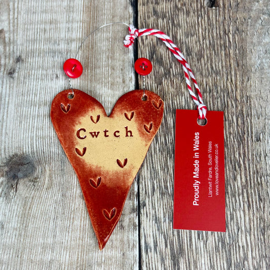 Ceramic Cwtch Red Hanging Heart
