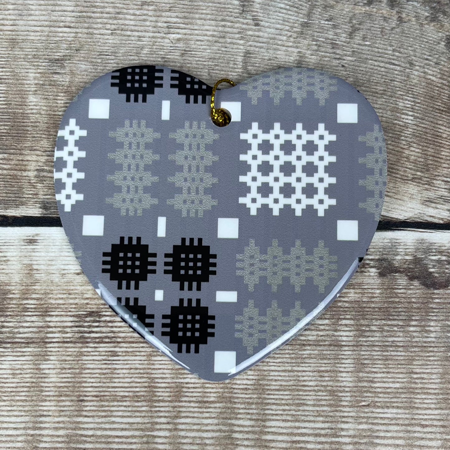 Grey Welsh Tapestry Print Ceramic Heart