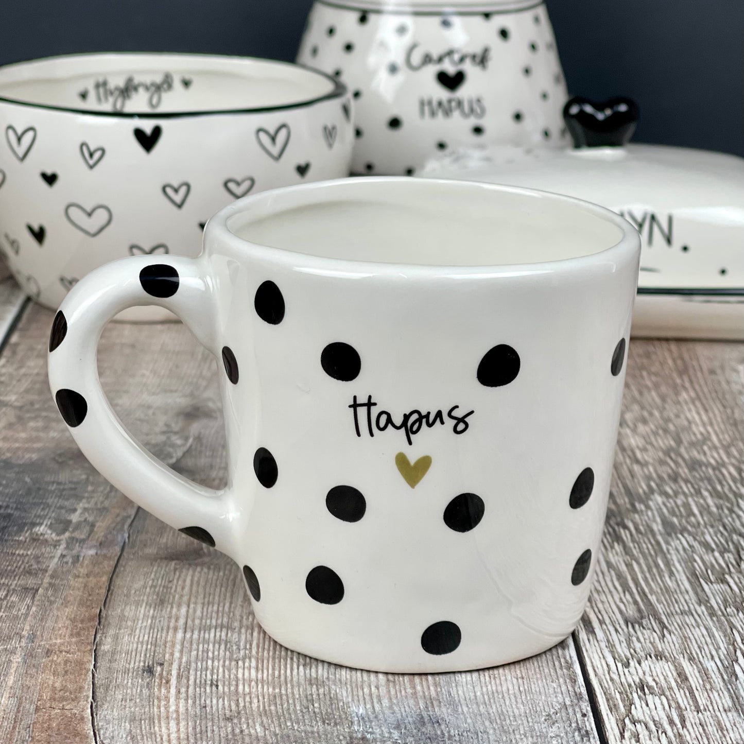 Ceramic Wobbly Hapus Mug