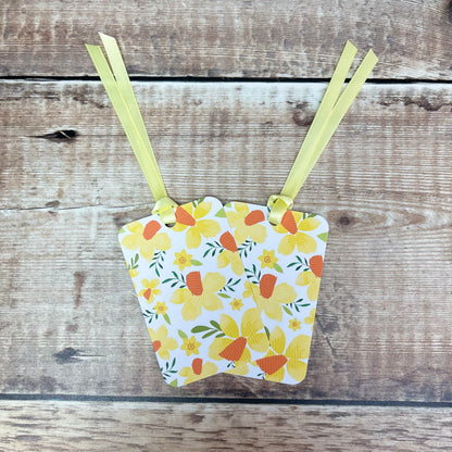 Daffodil Gift Wrap and Tags Set